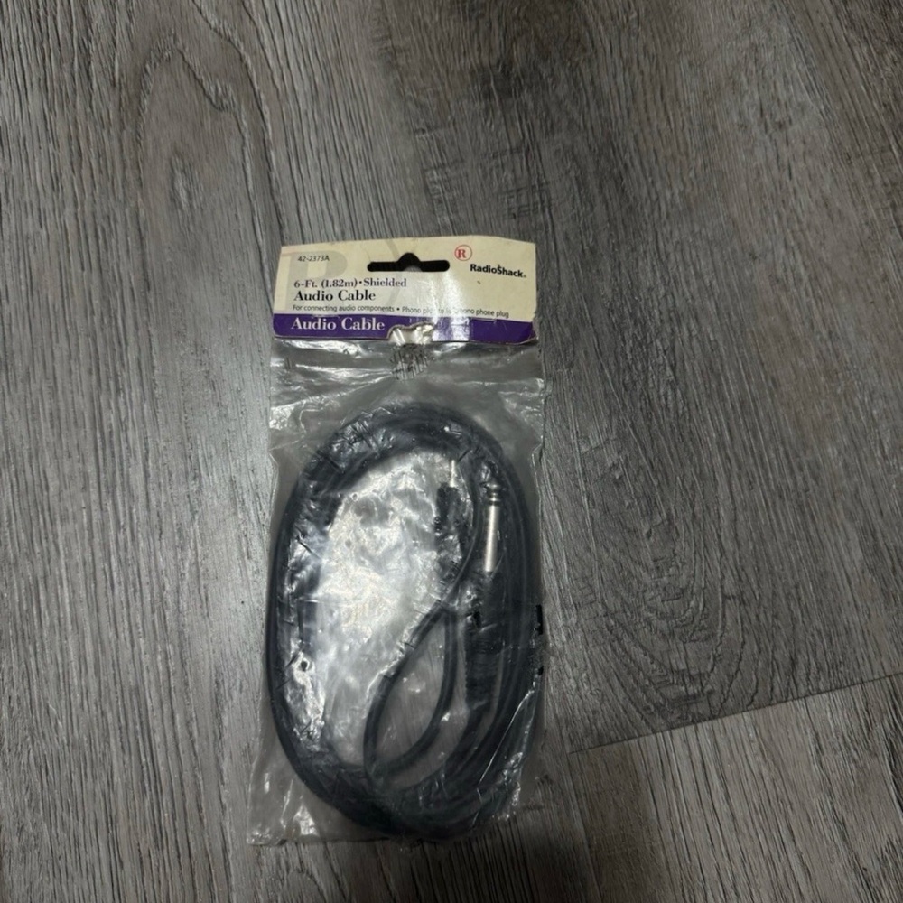 RadioShack 6-Foot Shielded Cable 1/4" Plug to RCA Plug
